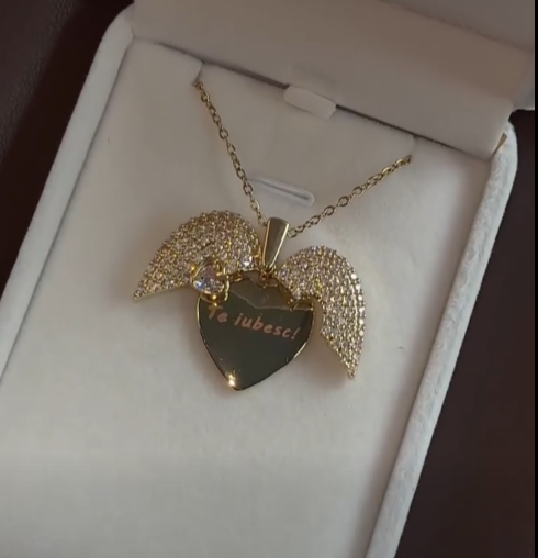 Colier Înger cu Nume Personalizat